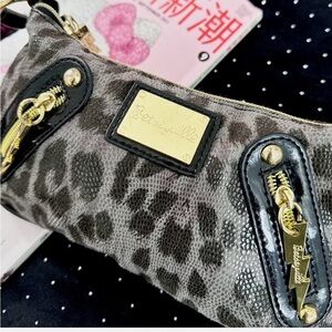 BETSEY JOHNSON• WALLET• Excellent Condition